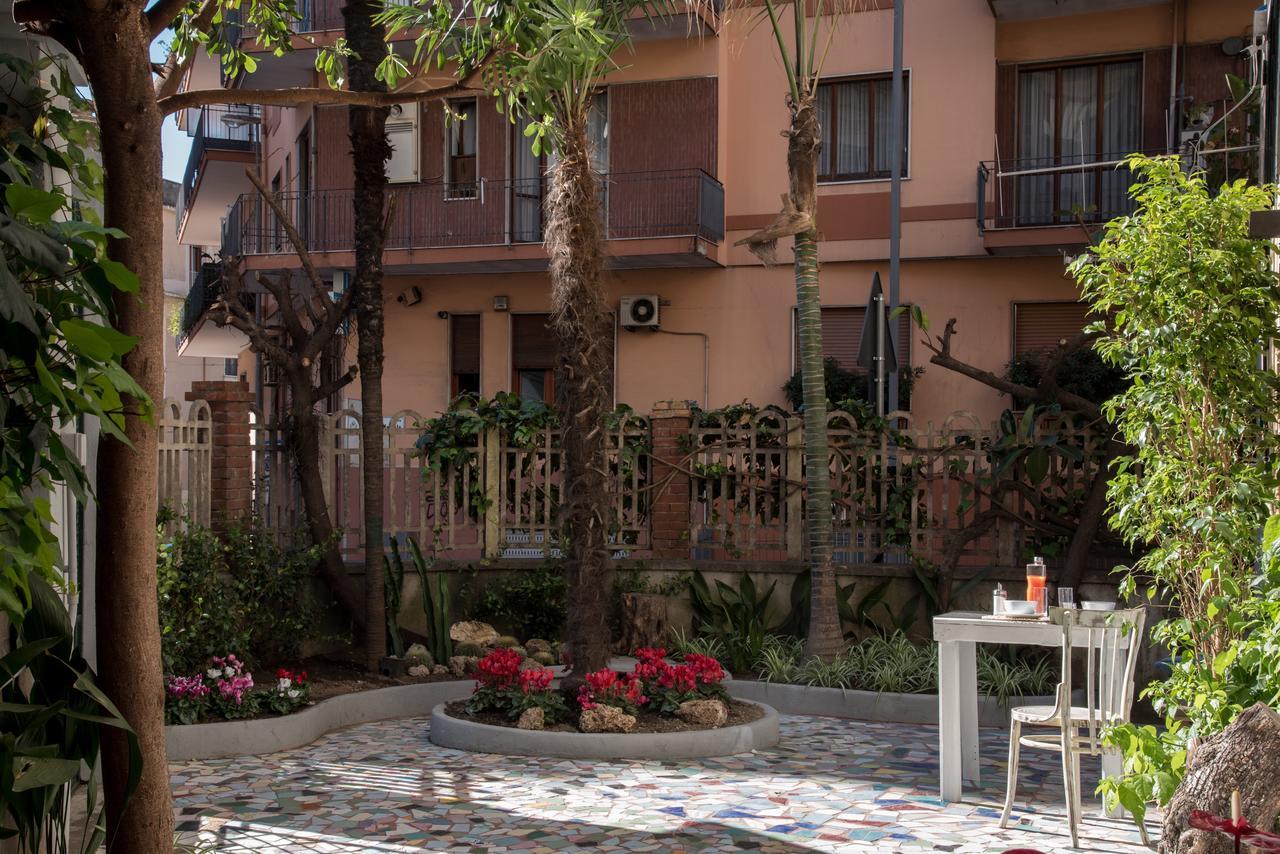 Bed and Breakfast Villino Teresa à Salernes Extérieur photo